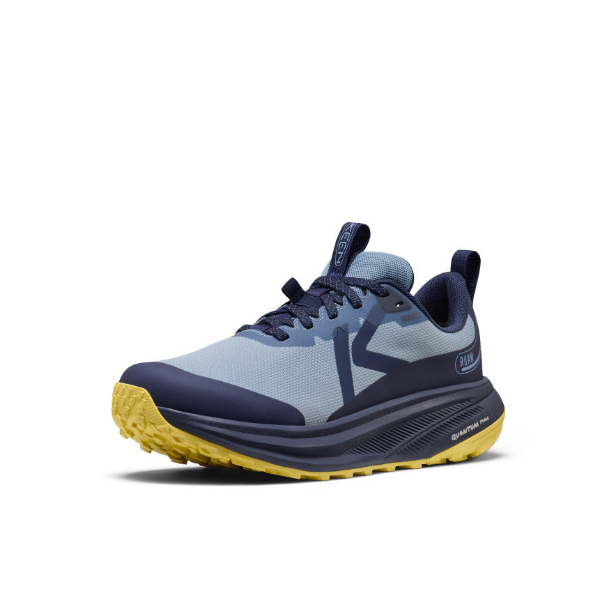 Women's roam waterproof trail running shoe in faded denim and lemon grass with navy gray upper