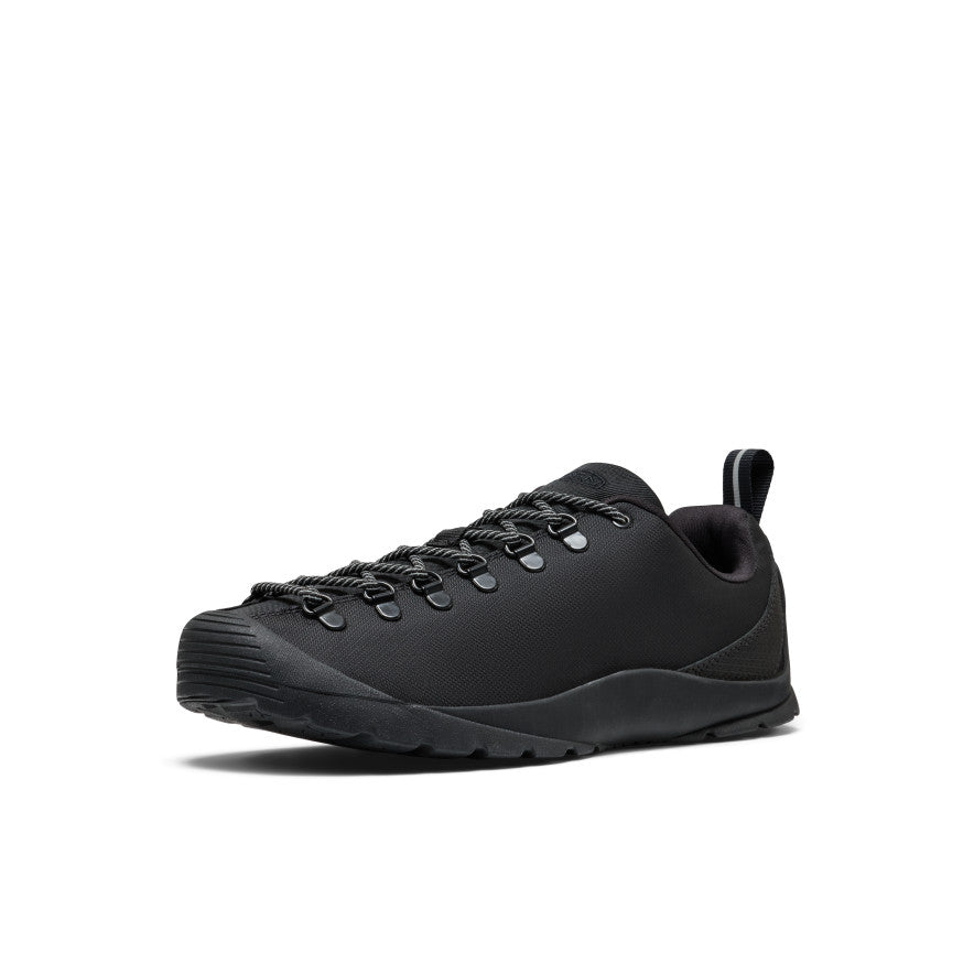 Women's Jasper SE2 sneaker in flux black featuring a textured upper with black laces and metal