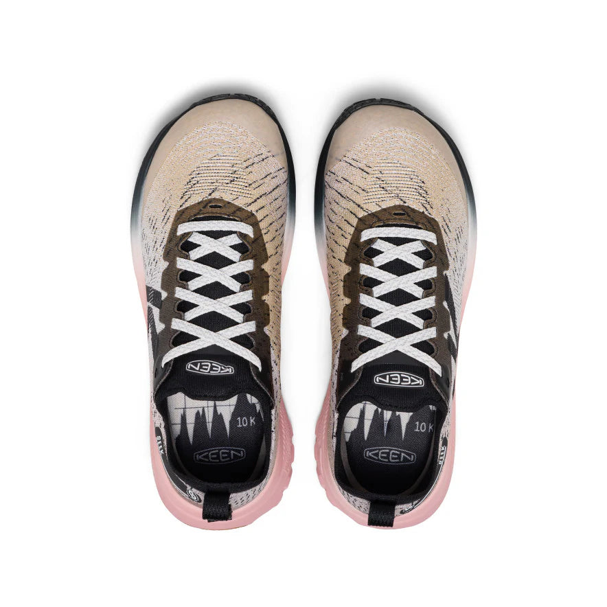 Women’s Seek Trail Running Shoe - Black/Sunset Sand